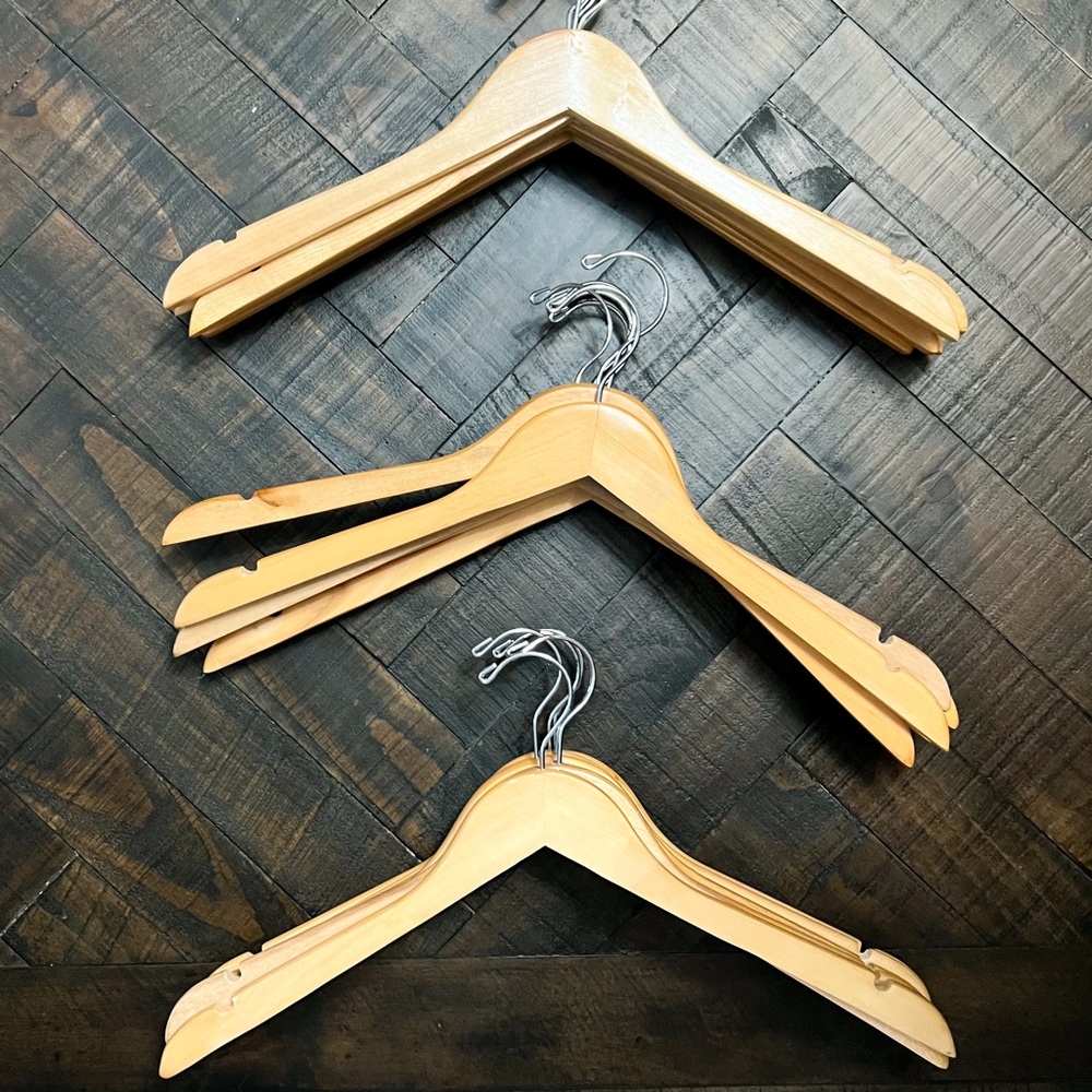Set of 25 Wooden Boutique Hangers